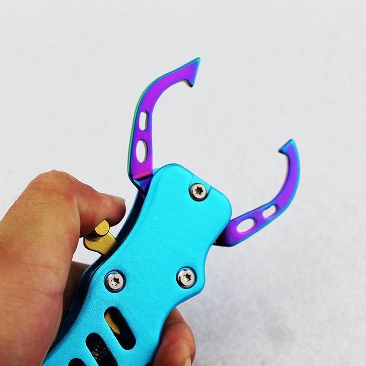 2 pc Multifunctional Fish Gripper